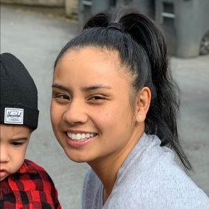 Meet your Posher, Janize